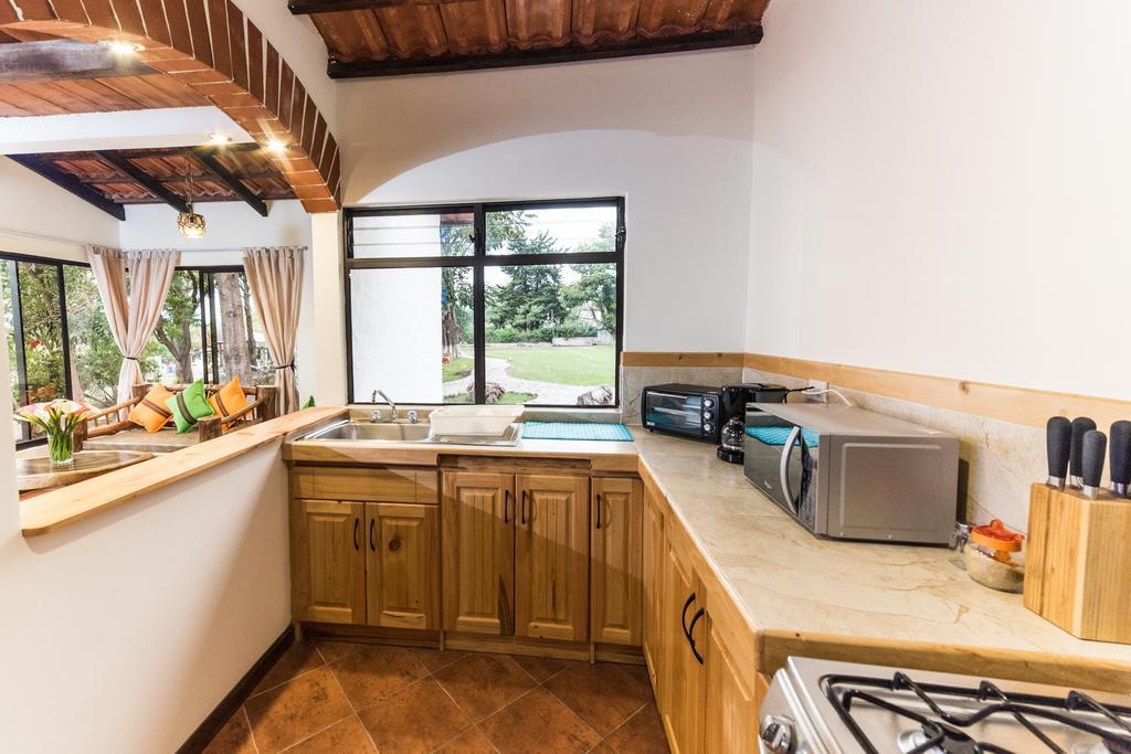 Villas Jucanya Super Higienizadas Panajachel Δωμάτιο φωτογραφία