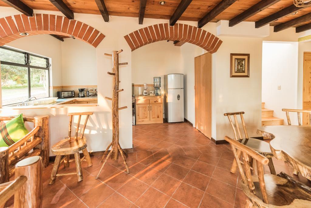 Villas Jucanya Super Higienizadas Panajachel Δωμάτιο φωτογραφία