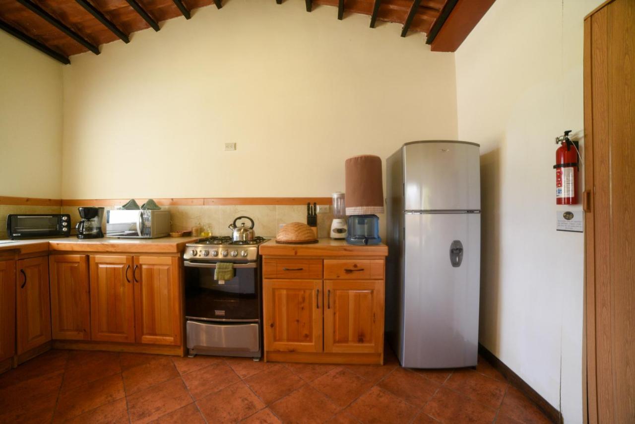Villas Jucanya Super Higienizadas Panajachel Εξωτερικό φωτογραφία
