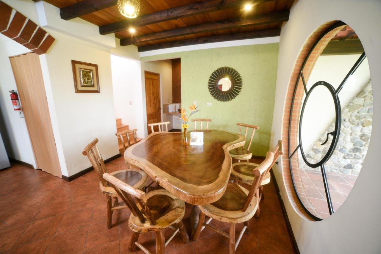 Villas Jucanya Super Higienizadas Panajachel Εξωτερικό φωτογραφία