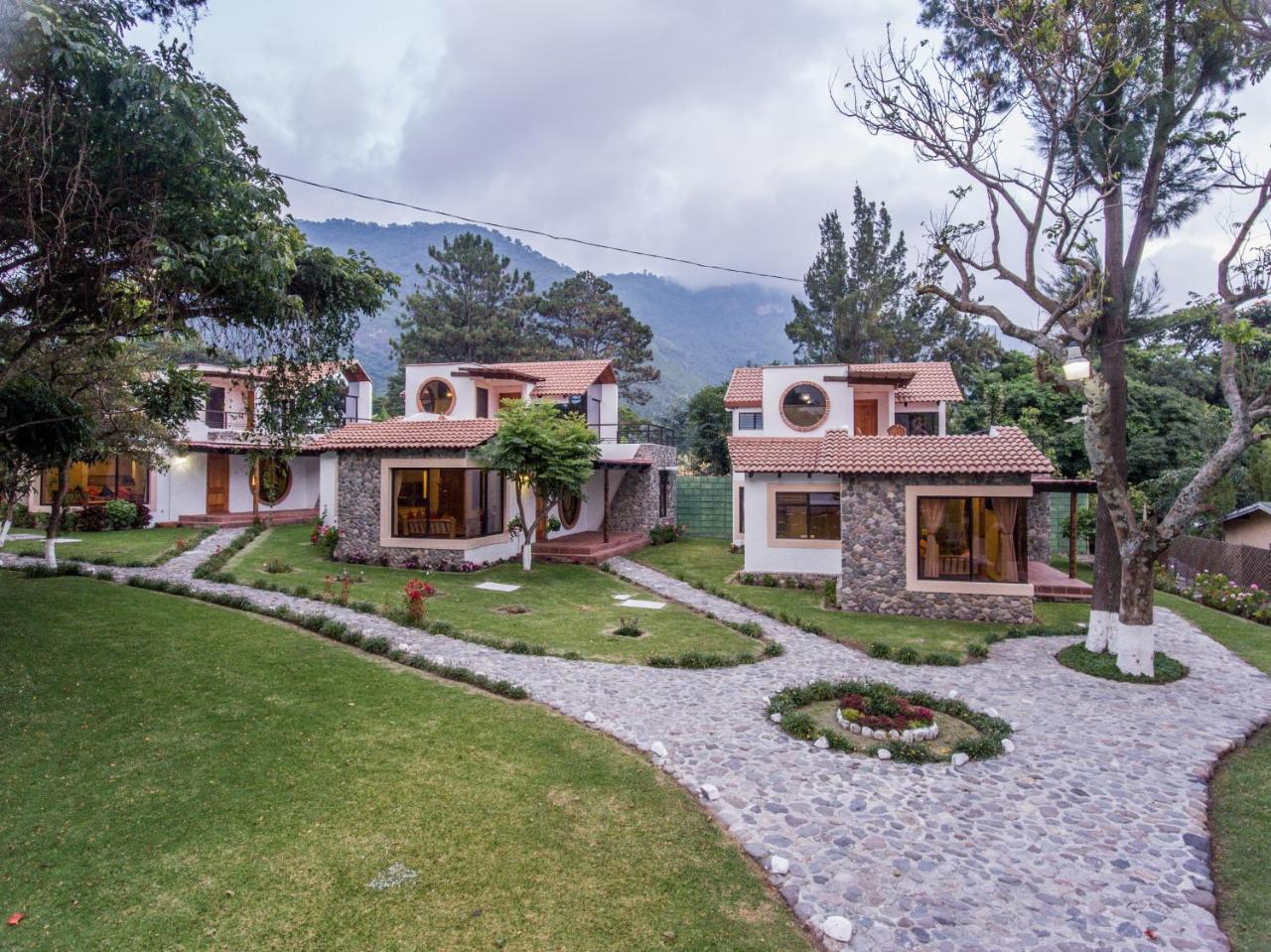 Villas Jucanya Super Higienizadas Panajachel Εξωτερικό φωτογραφία