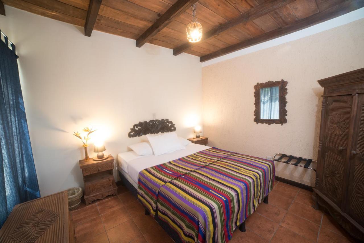 Villas Jucanya Super Higienizadas Panajachel Εξωτερικό φωτογραφία