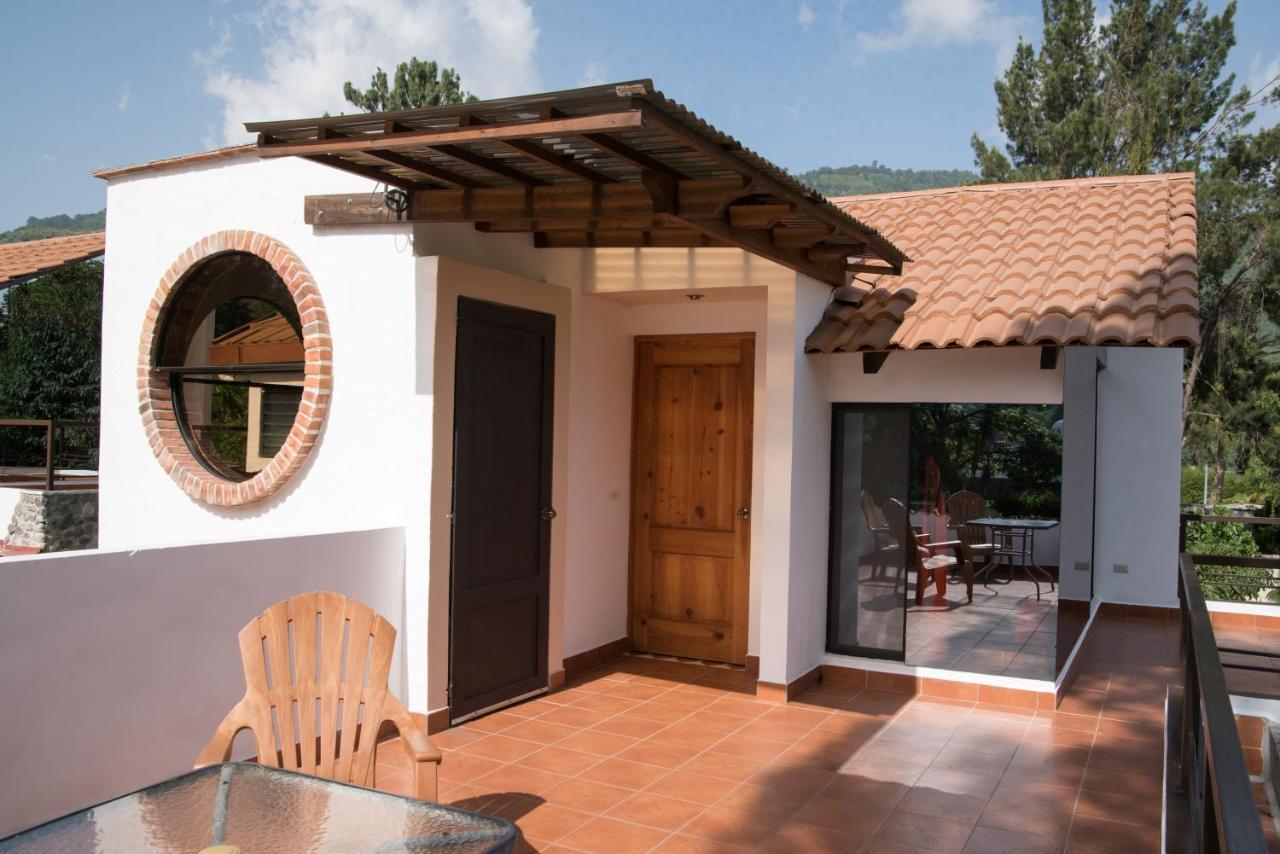 Villas Jucanya Super Higienizadas Panajachel Εξωτερικό φωτογραφία